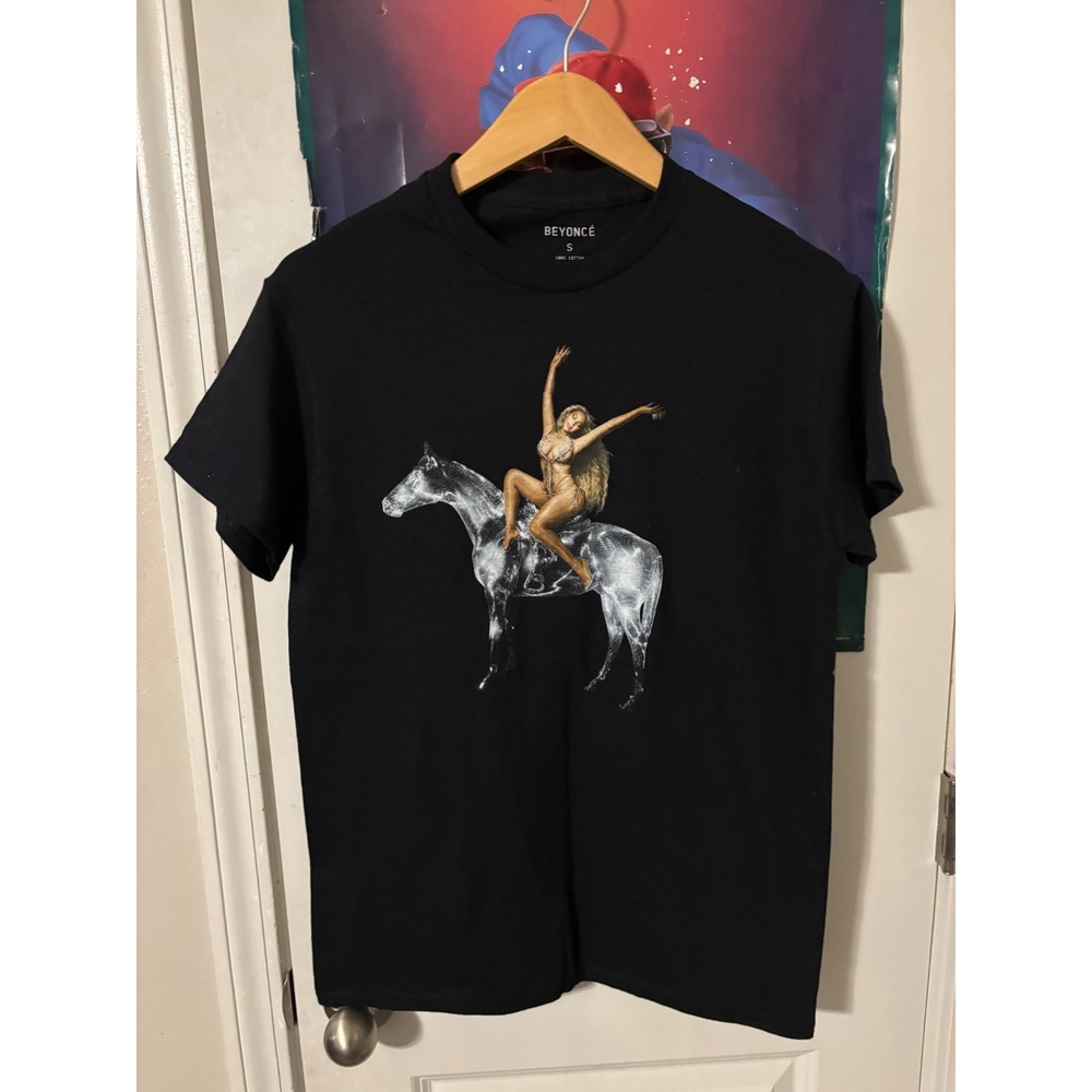 Beyonce Renaissance World Tour Graphic T-Shirt Black Small Horse Album Art Tee